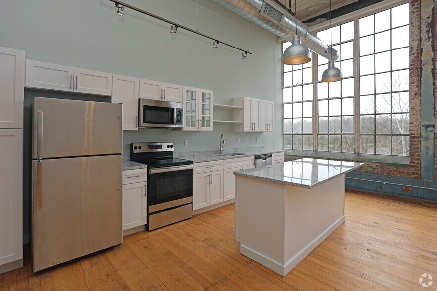 More Photos Of 116 E Main St, Haw River Apartments For Lease