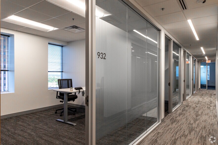 More Photos Of 3838 N Central Ave, Phoenix Coworking Space