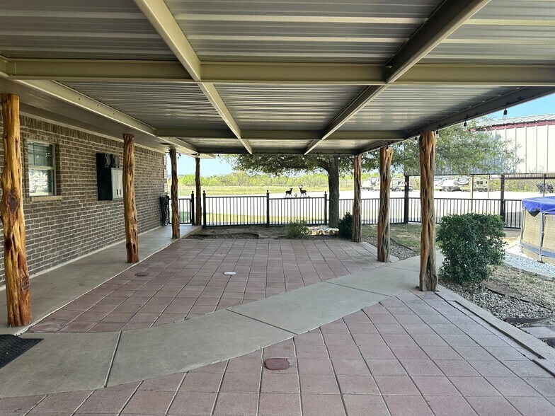 More Photos Of 1782 Key Ln, Abilene Office For Lease