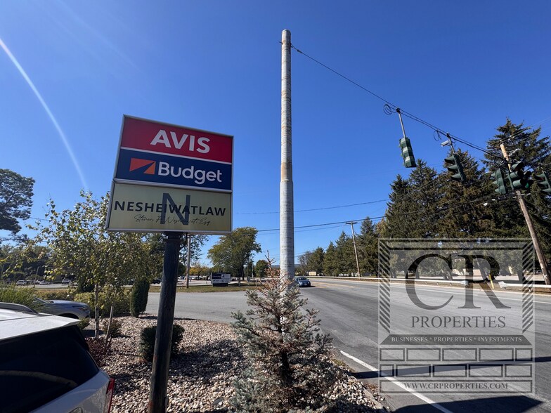 More Photos Of 28 IBM Rd, Poughkeepsie Auto Dealership For Lease