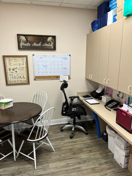 More Photos Of 3635 Bonita Beach Rd, Bonita Springs Medical For Sale