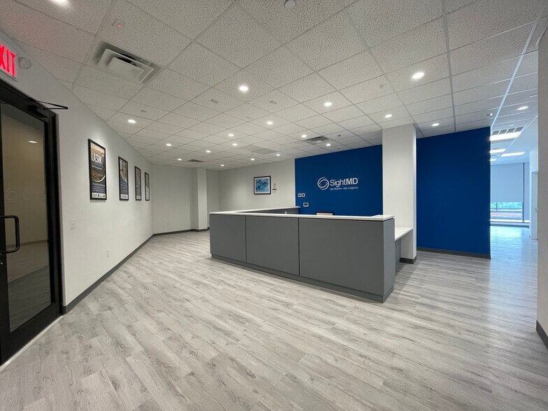 More Photos Of 251-73 Jericho Tpke, Bellerose Office For Sale