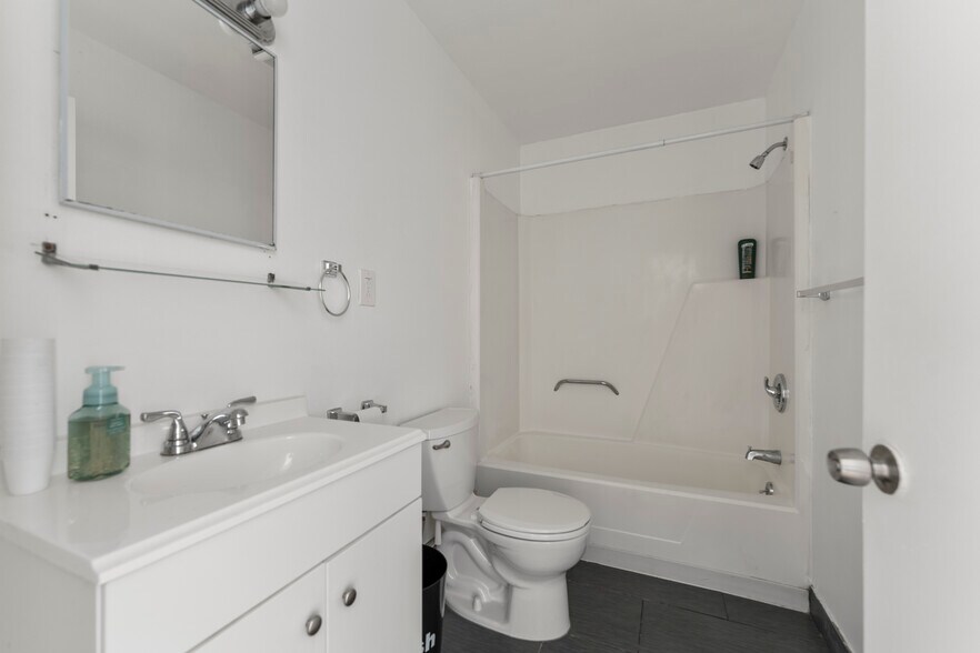 More Photos Of 56-58 Court St, Binghamton Apartments For Sale