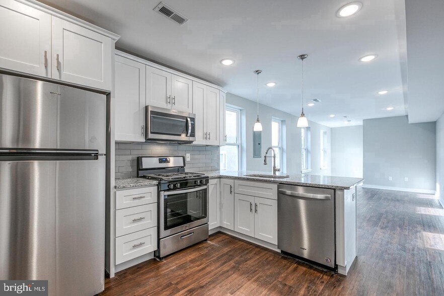 More Photos Of 1316 S Broad St, Philadelphia Apartments For Sale