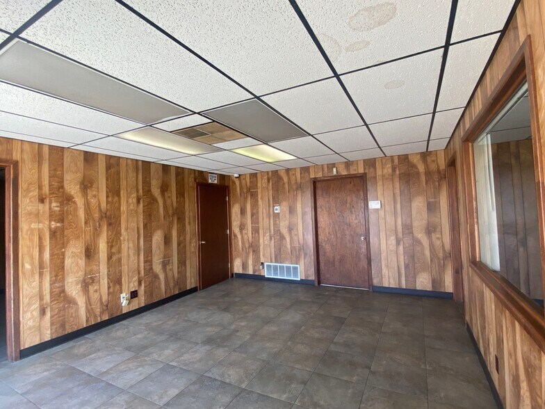 More Photos Of 8330 N County Rd W, Odessa Industrial For Lease