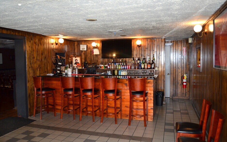 More Photos Of 1050 E 9th St, Lockport Land For Sale