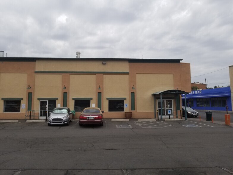 More Photos Of 186 N Grand Ave, Nogales Restaurant For Lease