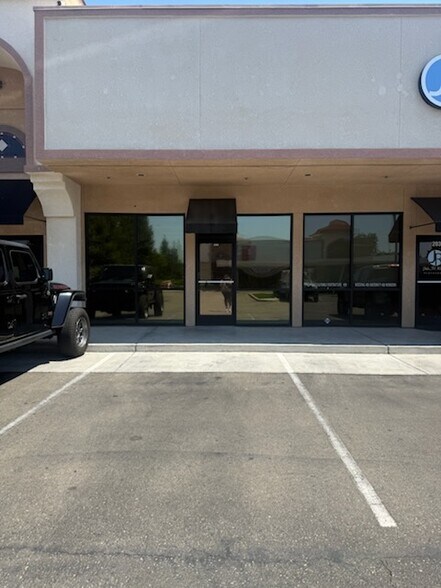 More Photos Of 3167 Fowler Ave, Clovis Storefront Retail Residential For Lease