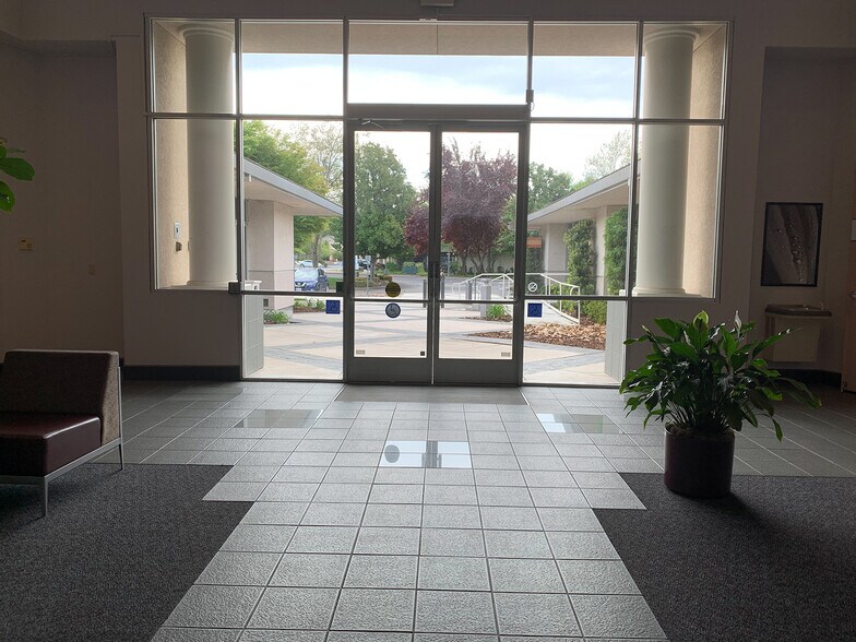 More Photos Of 6000 Fairway Dr, Rocklin Medical For Sale