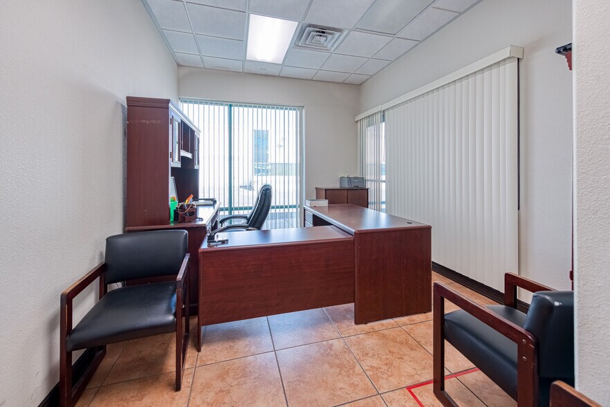 More Photos Of 3365 Pepper Ln, Las Vegas Research And Development For Sale