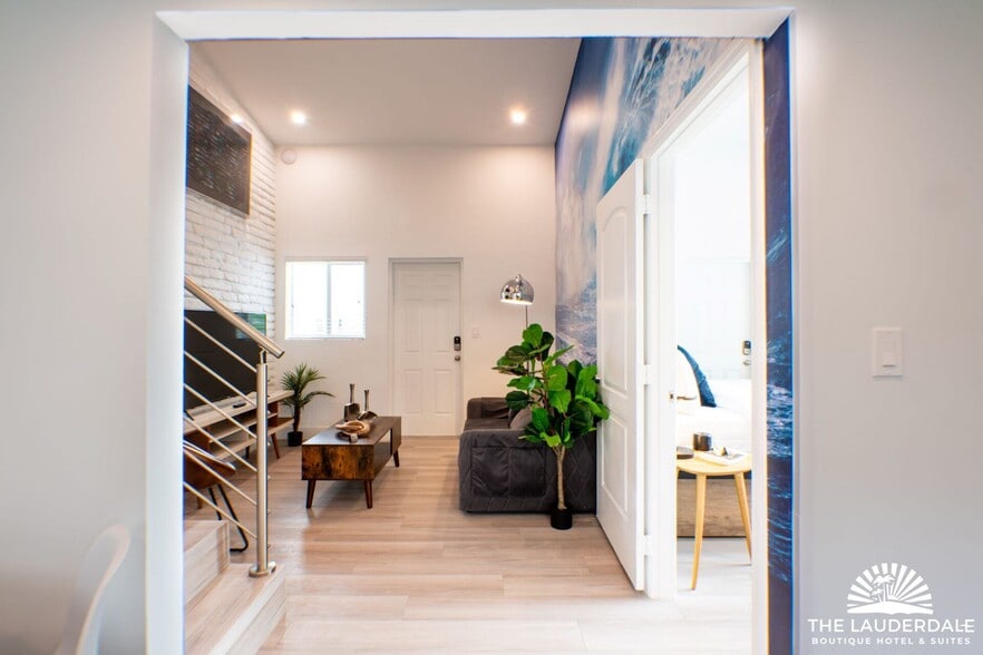 More Photos Of 505 SE 16th St, Fort Lauderdale Hotel For Sale