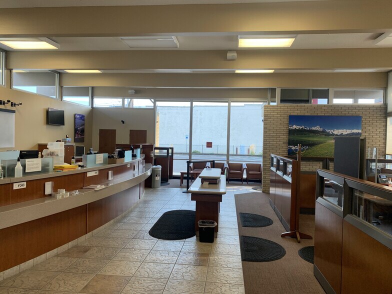 More Photos Of 407 State St, Weiser Office For Lease