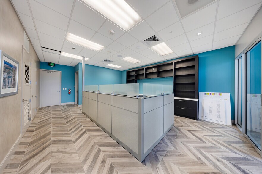 More Photos Of 2980 NE 207th St, Aventura Office Residential For Lease