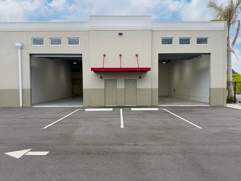 More Photos Of 7040 SE Federal Hwy, Hobe Sound Warehouse For Sale
