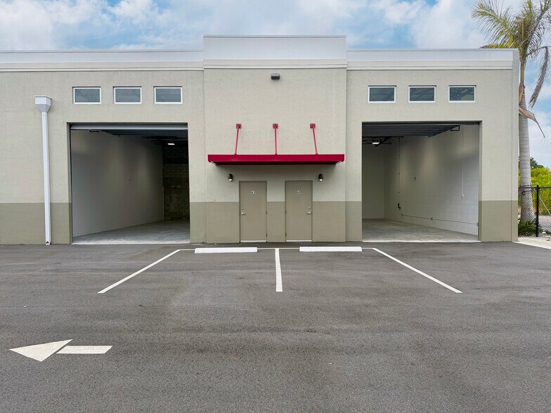 More Photos Of 7040 SE Federal Hwy, Hobe Sound Warehouse For Sale