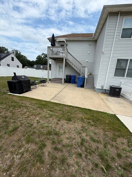 More Photos Of 221 Chestnut St, Toms River Multifamily For Sale