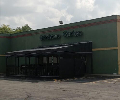 More Photos Of 5383 Rockville Rd, Indianapolis Restaurant For Sale