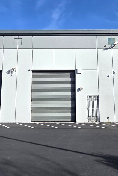 More Photos Of 29300 Kohoutek Way, Union City Industrial For Sale