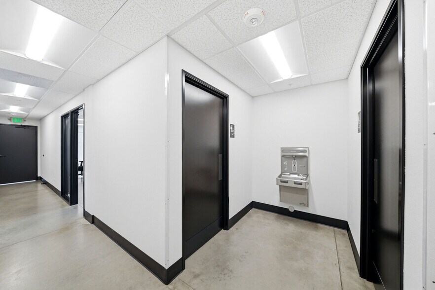 More Photos Of 7217 NE 99th St, Vancouver Industrial For Sale
