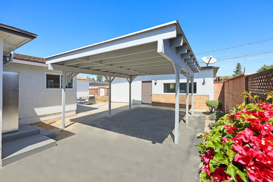 More Photos Of 1227 E Grovecenter St, West Covina Specialty For Sale