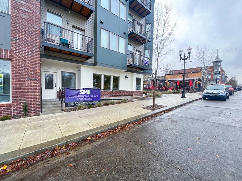 More Photos Of 107 C Street, Independence Apartments For Lease