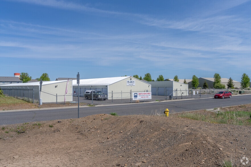 More Photos Of 12310 W 12th Ave, Airway Heights Self Storage For Sale