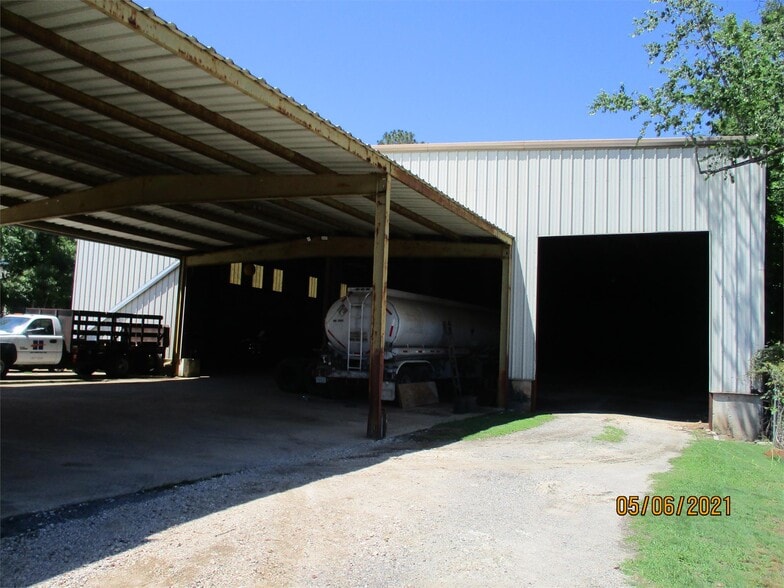 More Photos Of 2727 Phillips Dr, Albany Industrial For Sale
