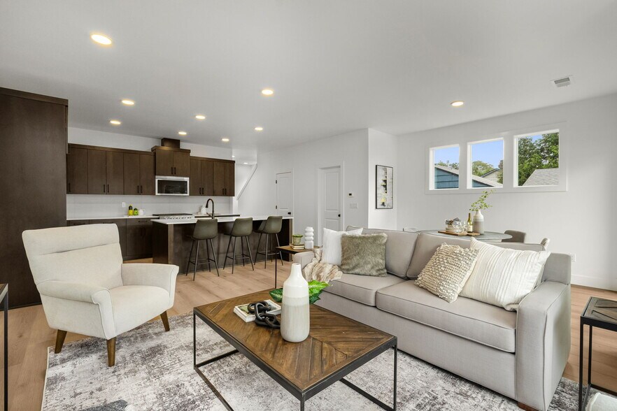 More Photos Of , Oregon City Specialty For Sale