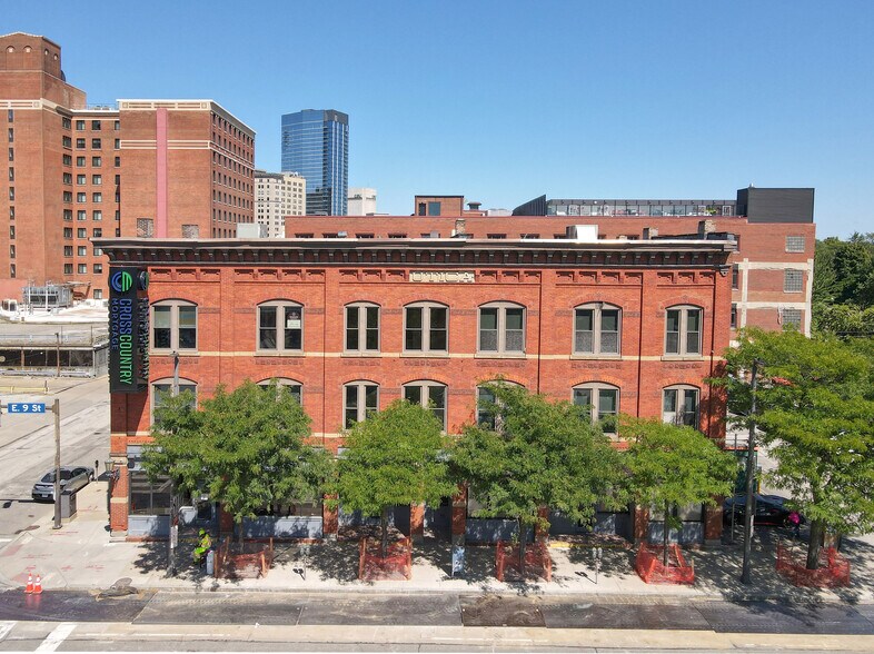 More Photos Of 2217 E 9th St, Cleveland Office For Lease