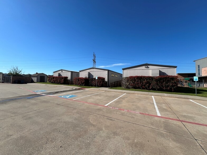 More Photos Of 7000 Matlock Rd, Arlington Daycare Center For Lease