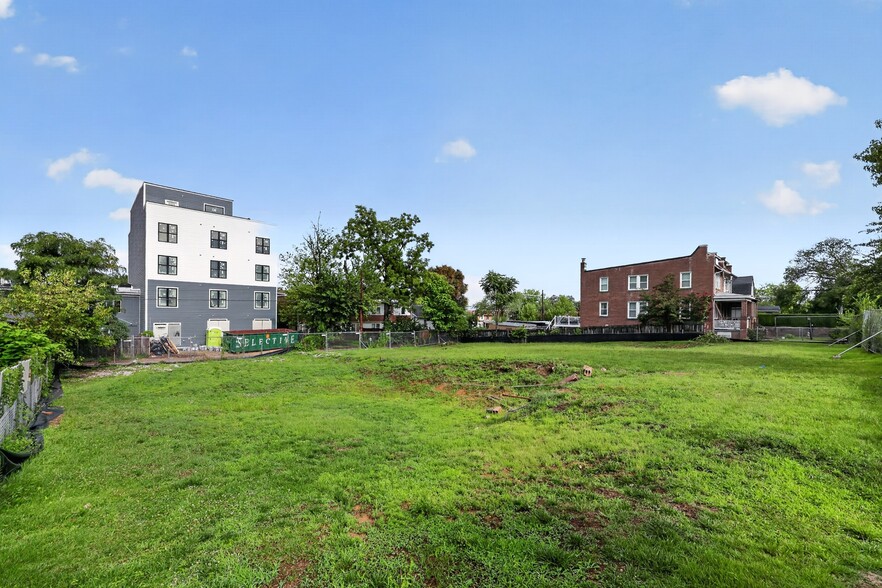 More Photos Of 1615 22nd St SE, Washington Apartments For Sale