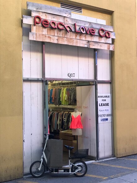 More Photos Of 1015 Crocker St, Los Angeles General Retail For Sale