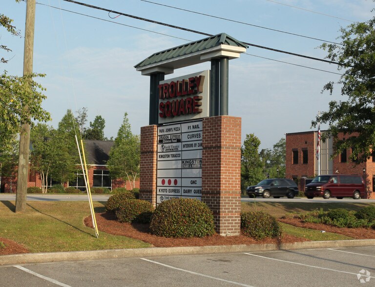 More Photos Of 1525 Old Trolley Rd, Summerville Unknown For Lease