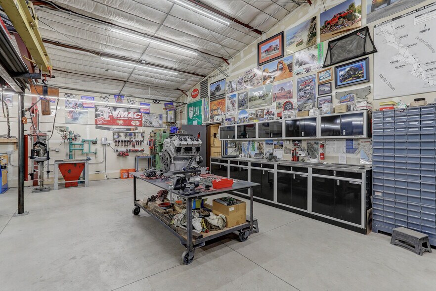 More Photos Of 920 W Mississippi Ave, Denver Warehouse For Sale