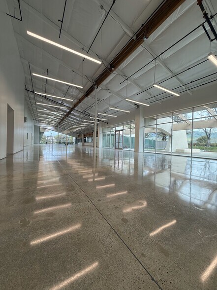 More Photos Of 195 S Milpitas Blvd, Milpitas Research And Development For Lease