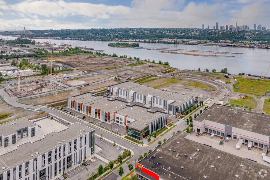 More Photos Of 7 King Edward St, Coquitlam Warehouse For Lease
