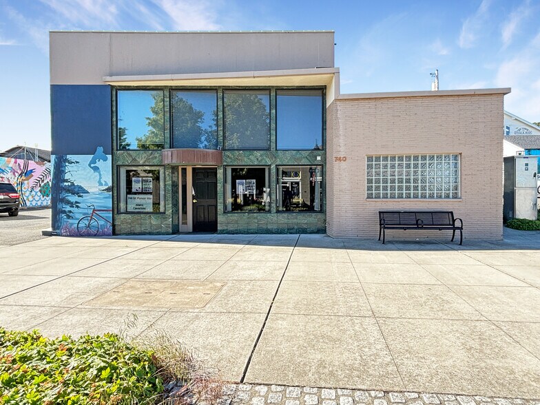 More Photos Of 740 SE Pioneer Way, Oak Harbor Office For Lease