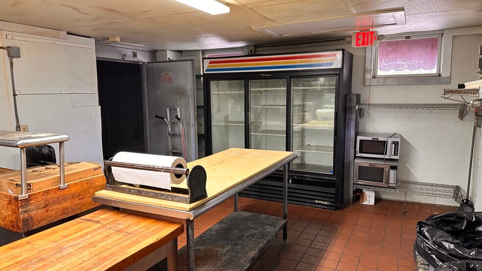 More Photos Of 749 James St, Chicopee Restaurant For Sale