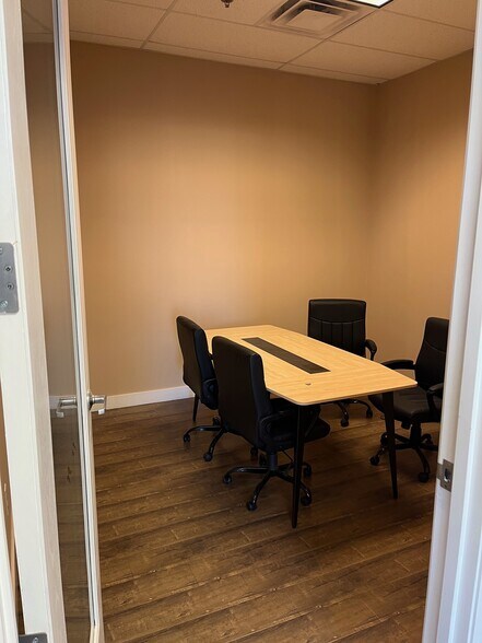 More Photos Of 73760 Dinah Shore Dr, Palm Desert Warehouse For Lease