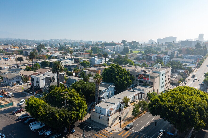 More Photos Of 272 S Burlington Ave, Los Angeles Apartments For Sale
