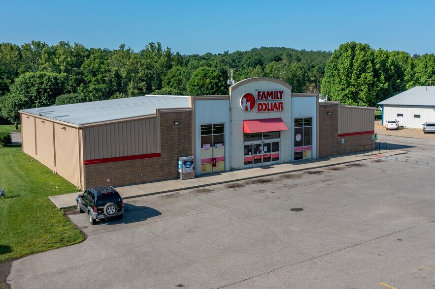 Primary Photo Of 1069 Jackson Pike, Gallipolis Freestanding For Sale