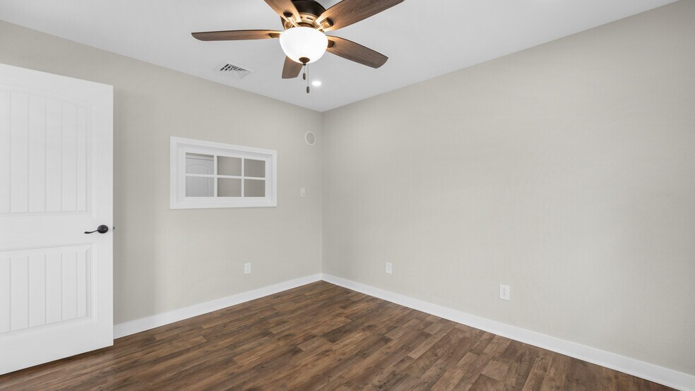 More Photos Of 900 Highway 42, Iberia Freestanding For Sale