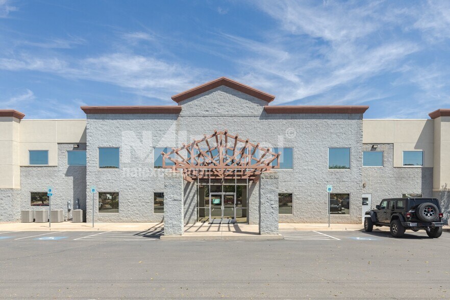 More Photos Of 4041 S River Rd, Saint George Warehouse For Sale