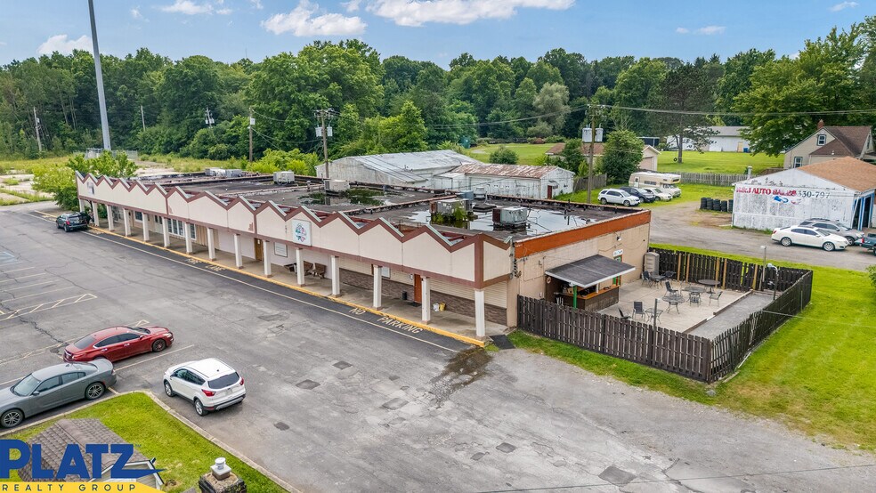 More Photos Of 1716-1728 S Raccoon Rd, Austintown Freestanding For Sale