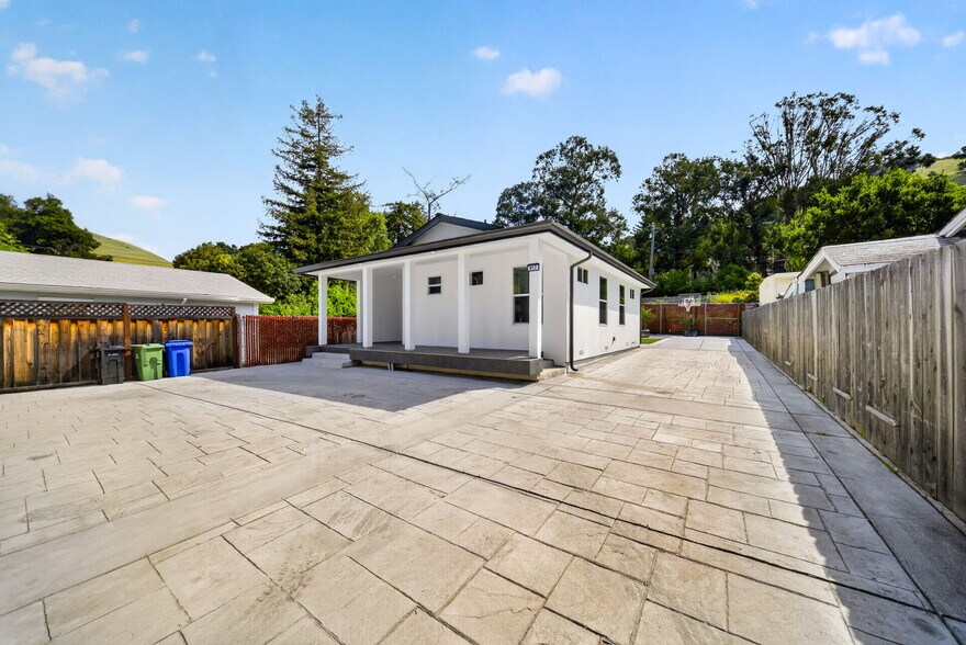 More Photos Of 919 Old Canyon Rd, Fremont Multifamily For Sale