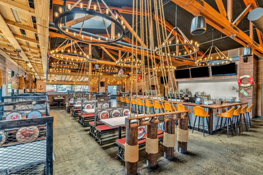 More Photos Of 200 Nut Tree Pky, Vacaville Restaurant For Sale