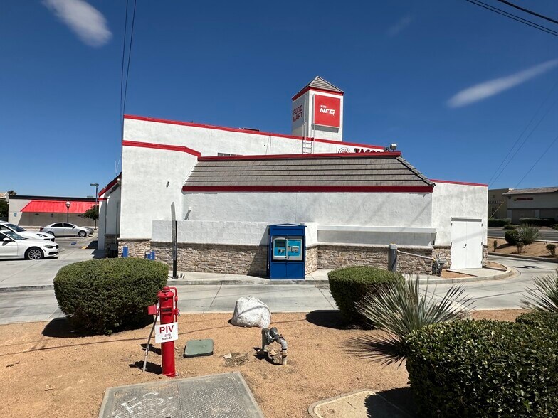 More Photos Of 12720 Main St, Hesperia Convenience Store For Lease