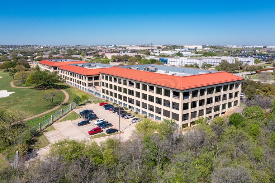 Primary Photo Of 2100-2120 W Walnut Hill Ln, Irving Office For Lease