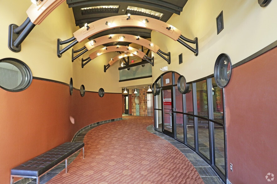 More Photos Of 811 Camp Horne Rd, Pittsburgh Loft Creative Space For Sale