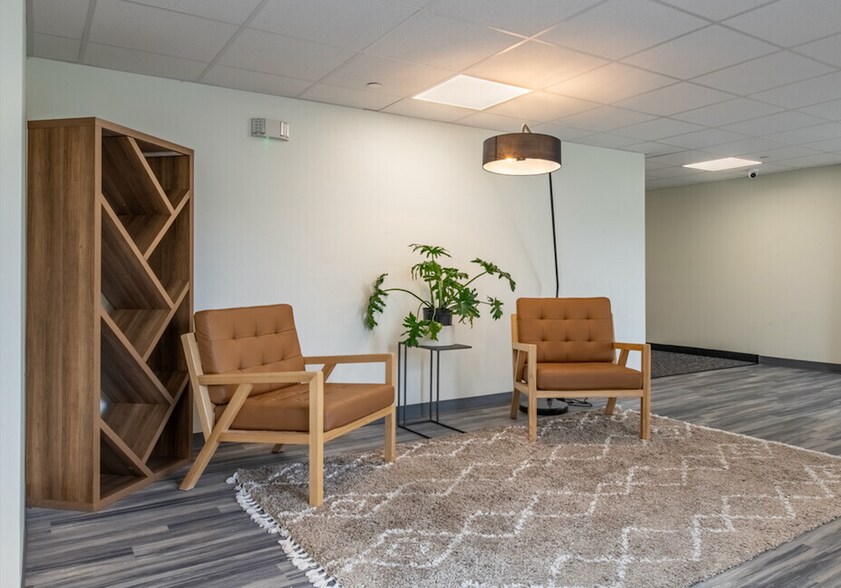More Photos Of 6001 Alderson St, Schofield Apartments For Sale